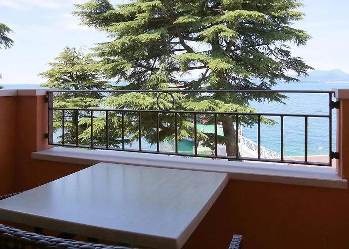 Hotel Lido Torri Del Benaco