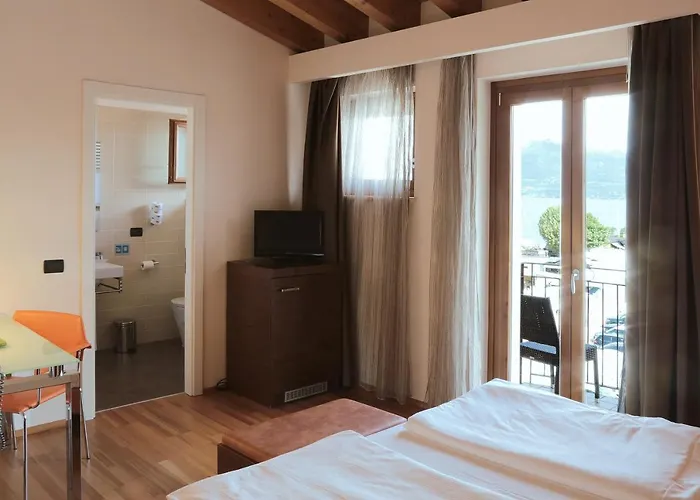 Lido Hotel Torri Del Benaco