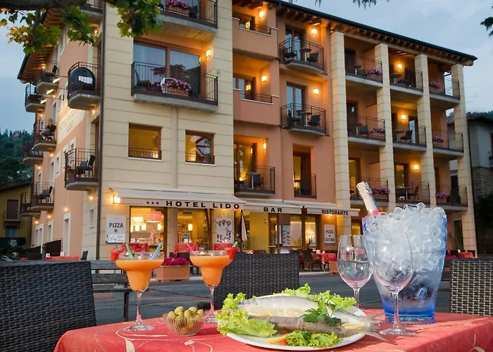 Hotel Lido Torri Del Benaco