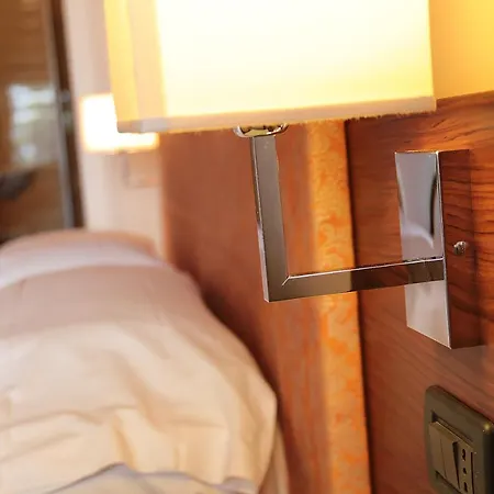 Lido 호텔 토리델베나코