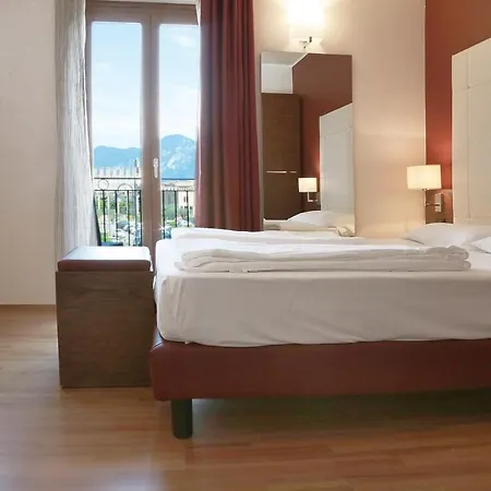 Lido טורי דל בנקו