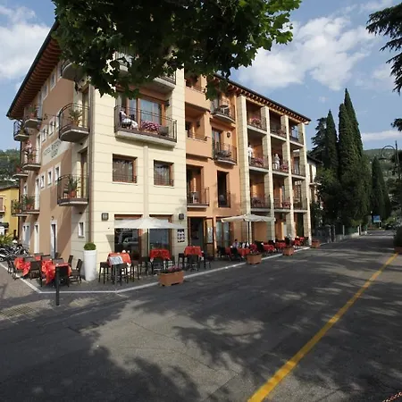 Lido Hotel