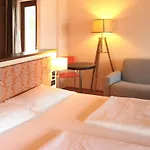Lido