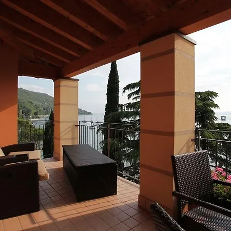 Lido 3* Torri Del Benaco